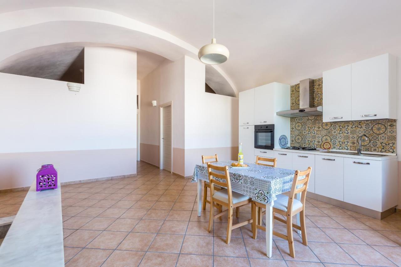 Tizzano House - La Marina Leilighet Procida Eksteriør bilde